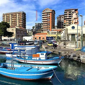 https://seafront-in-the-city-catania.sicilyhotelsitaly.net